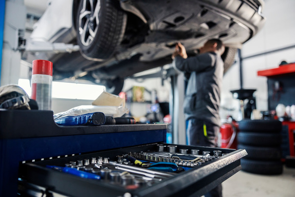 What Problems Should I Look Out For In My Mercedes-Benz - Romay's Auto Service
