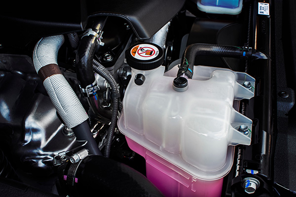 Why Your Coolant Reservoir Bubbles While the Engine Is Running
